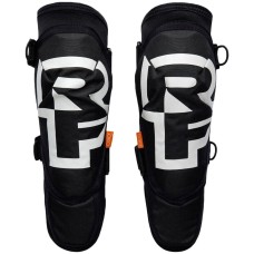 Защита колена RACEFACE Sendy DH Knee-Stealth