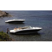 Пластиковый катер Sea Ray 240 Sun Sport