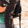 Напольный насос Lezyne GRAVEL DIGITAL DRIVE PRO черный матовый 100psi Y14