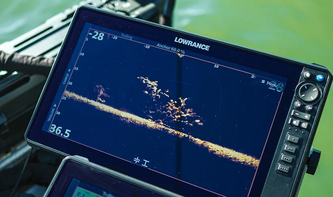 Lowrance ActiveTarget 2 XL Live Sonar